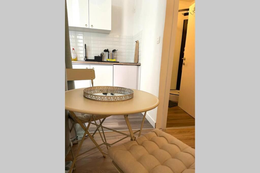 Cute Studio Rom Apartment Mons Bagian luar foto