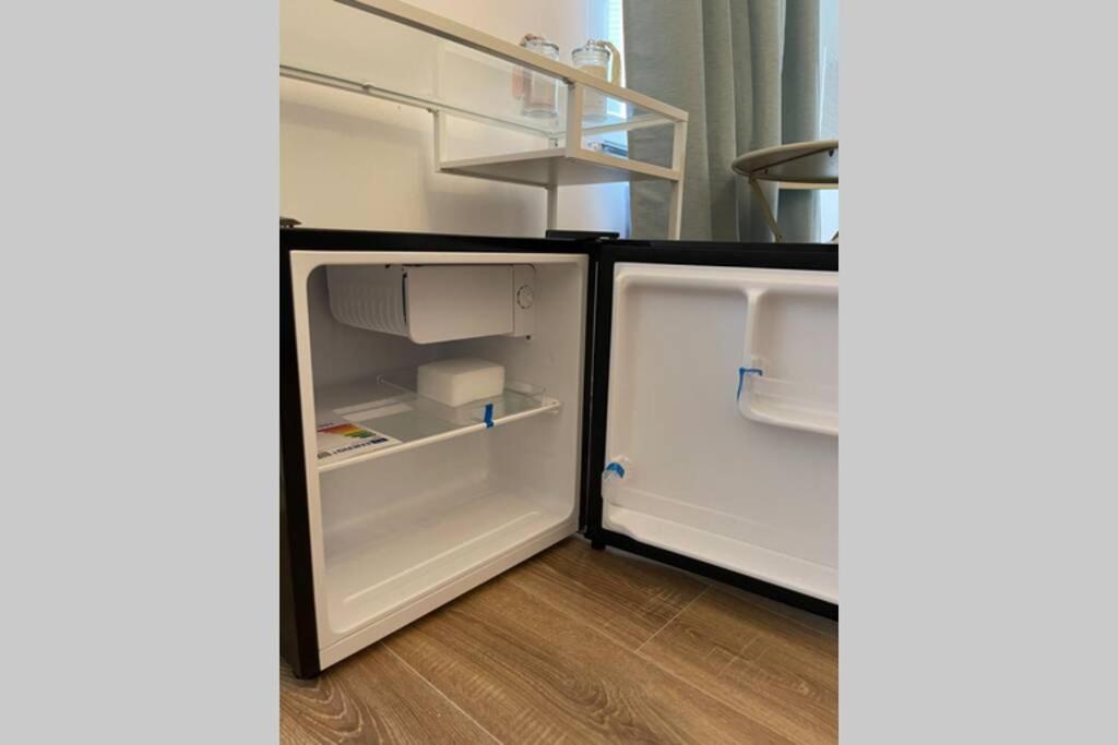 Cute Studio Rom Apartment Mons Bagian luar foto